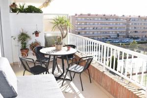 Alegre apto con piscina, a 300m de la playa.