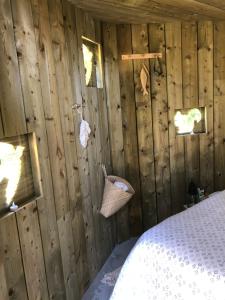 Maisons d'hotes Au Domaine des Oiseaux ses chambres sa gloriette insolite face a l'etang bucolique : photos des chambres