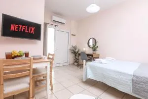 Marilia’s apartment - (( Agía Eleoúsa ))