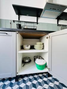 Appartements DnN - Retro 1BR, center Thiers - Netflix, wifi, parking - near Vichy, Clermont, Lyon - 4 peoples : photos des chambres