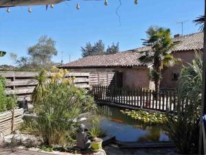 Maisons de vacances Maison familiale a la campagne avec piscine privee : photos des chambres