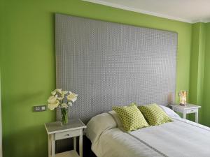 Apartamentos Gloria-patchwork-Ubiarco