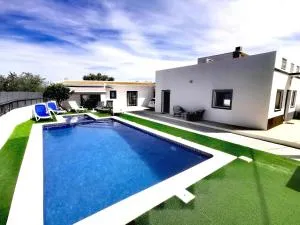 Casas Caiado Two Houses with swimming POOL - Corotelo