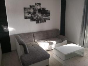 Apartments with parking space Rogoznica - 21200