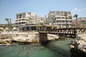 Castel Mare Beach Hotel & Resort - Ad Dawwārah