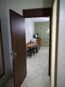 1307 AP 2 Quartos Shopping , banheira de hidro privativa , bebidas liberadas no parque aquático, internet no ap, proximo ao shopping singapura