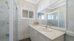 Family Tides - Umina Beach