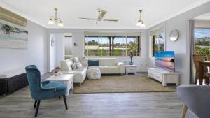 Vietta Rene Umina Beach