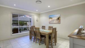 Ocean Beach Holiday House