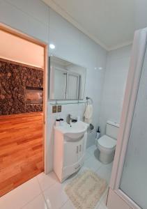 Ensenada Casa Orilla del Lago