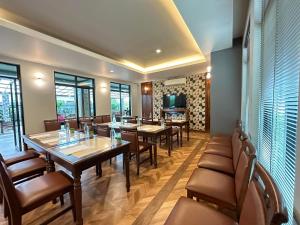 Mangrove Prestige Hotel