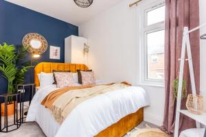 Boho Chic - Stylish Home in City Centre, Sleeps 4
