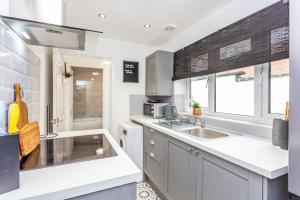 Boho Chic - Stylish Home in City Centre, Sleeps 4