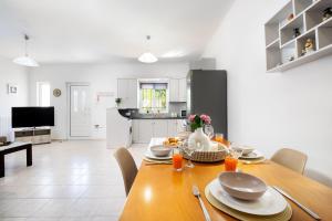 Aptera Beach Apartment