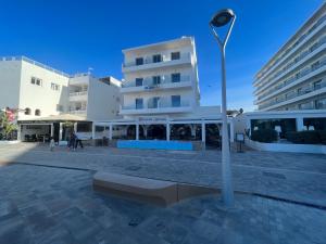 Apartamentos Playa Sol