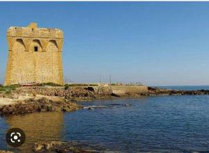 Casa vacanze (Totò e Pompilia)
