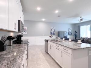 Beautiful Town Home with Splash Pool-1648TPC home