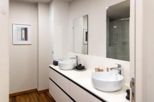 Appartements MALLORY - Appartement spacieux Dinan centre : photos des chambres