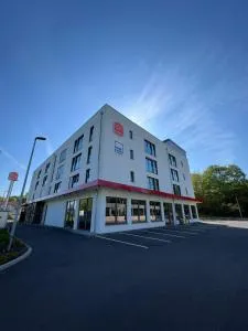 Smart & Stay Aparthotel Saarbrücken Süd - Self-Check-In - Free Parking - 萨尔格米纳