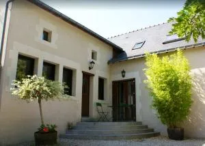 Maison familiale charmante à Denée avec jardin et loisirs - Denée