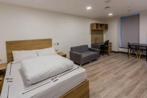 Studio room in Destiny Student - Ardee Point