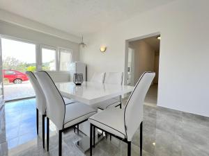 Palit Hills Superior Apartments