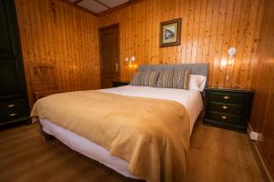 Two-Bedroom Apartment with Terrace room in Apartamentos Cudillero