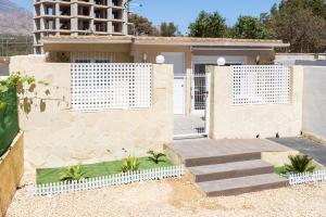 Apartamento ALMA con terreno privado y parking compartido - a 800m de Playa Poniente