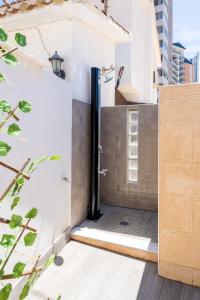 Apartamento ALMA con terreno privado y parking compartido - a 800m de Playa Poniente