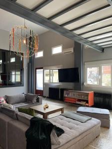 Πανέμορφο design,ηλιόλουστη ισόγεια μεζονέτα