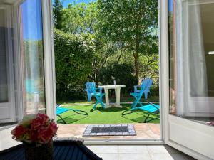 B&B / Chambres d'hotes La Vie Est Belle En Provence : photos des chambres