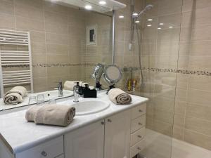 B&B / Chambres d'hotes La Vie Est Belle En Provence : photos des chambres