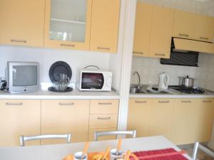 Cozy flat next to the beach-Beahost