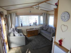 6 Berth central heated on The Chase (Brentmere)