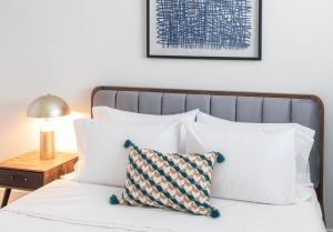 Cozysuites l Stylish 1BR in Downtown Cincinnati