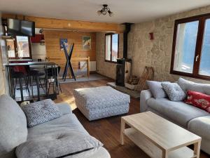 Appartements Maison de moyenne montagne baignee par le soleil : photos des chambres