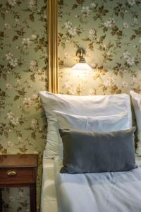 Double Room room in Kronen Gaard Hotel