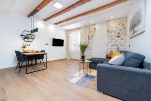 Comfort Studio Carera by Irundo