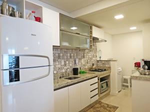 Excelente apartamento a 200m do mar - HI02F