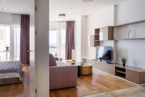 Sea view Royal Apartments Tre Canne