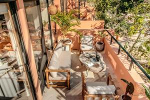 The Savia house · rooftop & gym