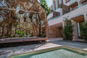 Jungle hideaway 2BRplunge pool