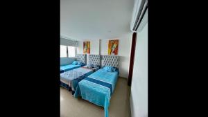 2 Bedroom Beachfront Apartment 2P1-Al2 With Pool And WIFI