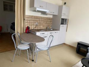 Appartements Confortable et agreable T1 n 2 : photos des chambres