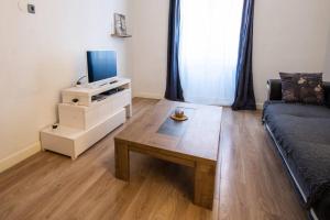 Appartements appart cosy,calme a 2 pas du centre de montbrison : photos des chambres