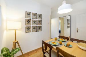 WHome Central Oasis Prime Location w Great View