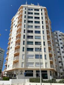 10E Invicta - Casas & Papeis