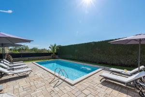 Villa Olea Mare with Private Heated Pool 