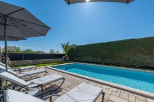 Villa Olea Mare with Private Heated Pool 