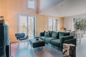 Janinas Dragonfly house